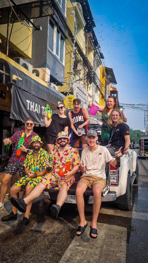 צ'יאנג מאי Thai Thai Hostel מראה חיצוני תמונה