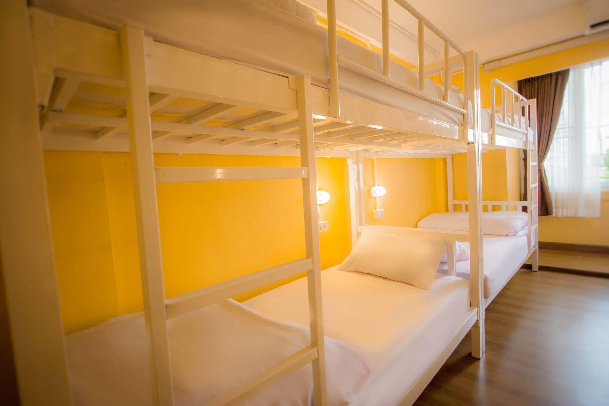 צ'יאנג מאי Thai Thai Hostel מראה חיצוני תמונה